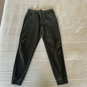 Cuts Hyperloop Joggers